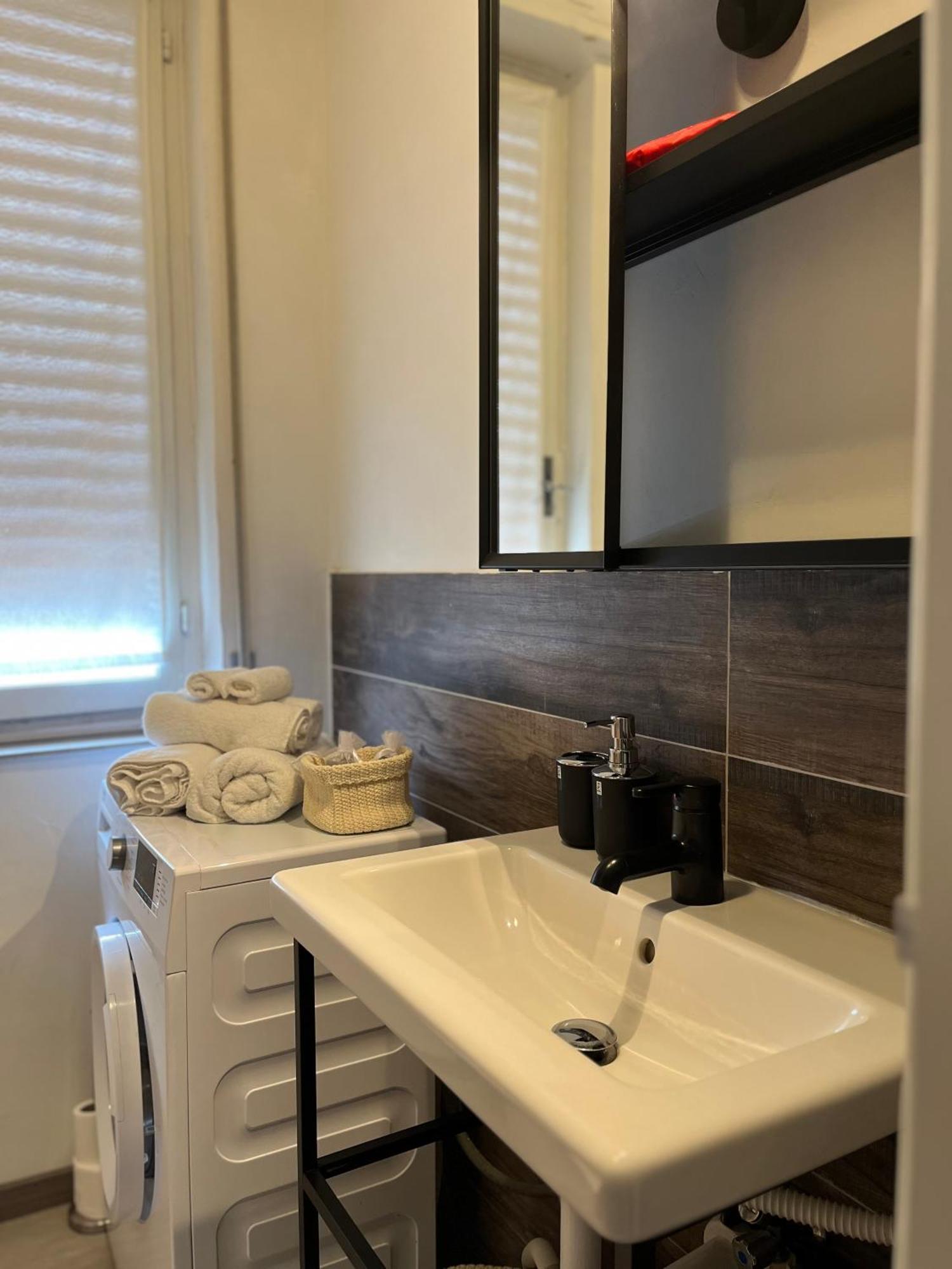 Ca-Milla Con Parcheggio Privato Daire Sanremo Dış mekan fotoğraf